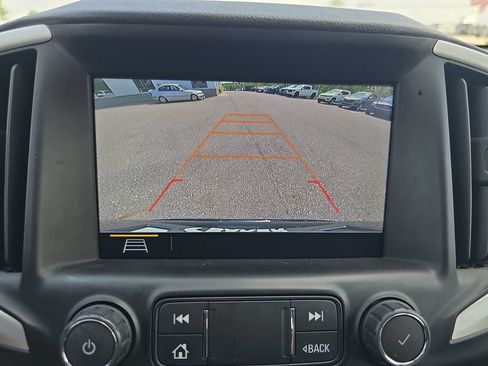 Used 2021 GMC Terrain SLT w/ Infotainment Package II AWD/4WD image 25