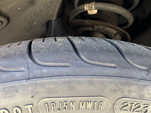 Used 2016 BMW M235i Convertible image 12