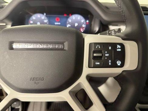 Certified 2025 Land Rover Defender 110 S AWD/4WD image 19