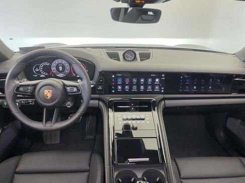 Used 2025 Porsche Panamera GTS image 26