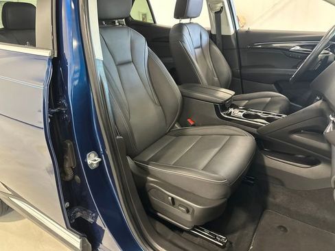 Used 2023 Buick Envision Essence image 33