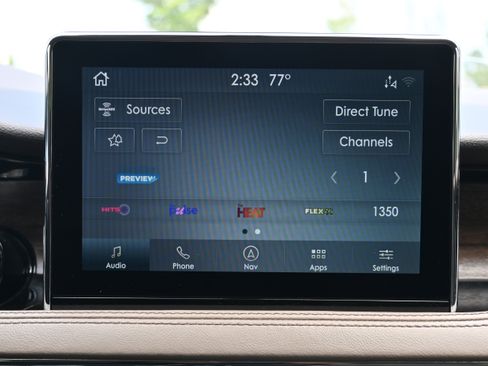 Used 2021 Lincoln Corsair Reserve AWD/4WD image 22