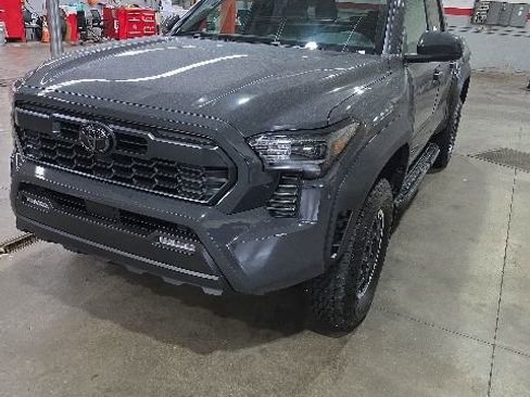 New 2026 Toyota Tacoma TRD Off-Road AWD/4WD image 1