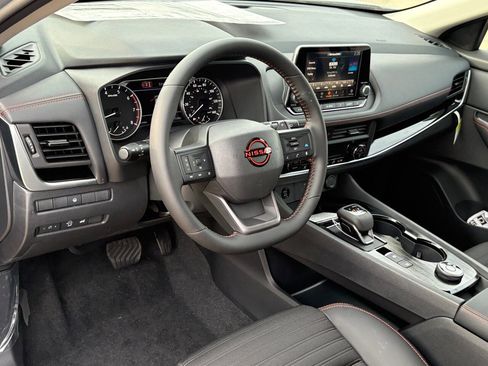 New 2026 Nissan Rogue SV image 17