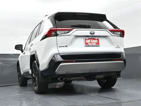 Certified 2023 Toyota RAV4 SE w/ Convenience Package AWD/4WD image 36