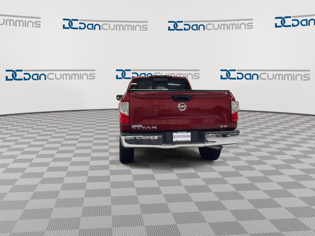 Used 2017 Nissan Titan SV RWD image 7