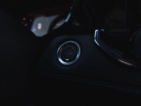 New 2025 Chevrolet Colorado LT w/ LT Convenience Package image 23