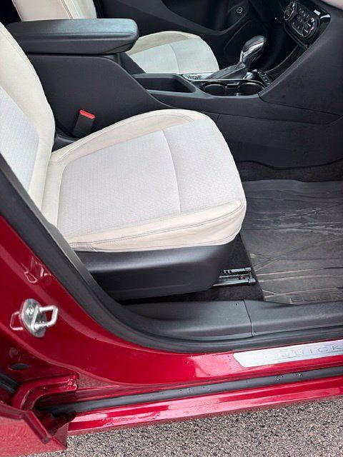 Used 2021 Buick Encore GX Select w/ Sport Touring Package AWD/4WD image 12