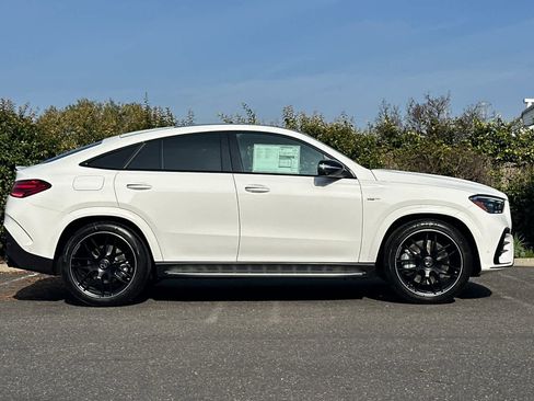 New 2026 Mercedes-Benz GLE 53 AMG AMG GLE 53 image 2