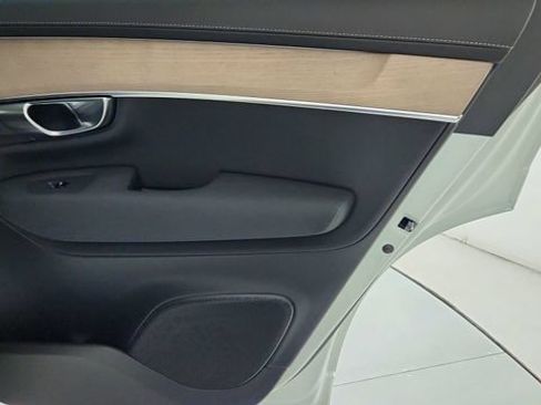 New 2026 Volvo XC90 T8 Core w/ Protection Package Premier AWD/4WD image 34
