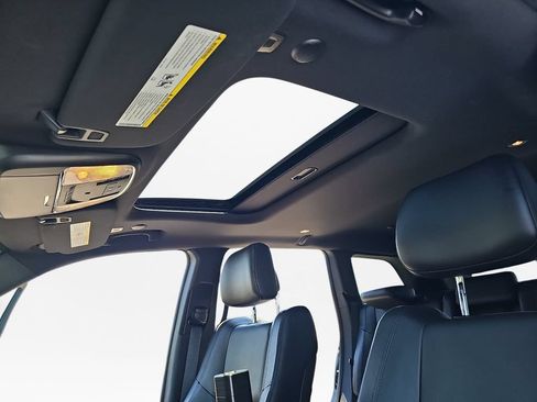 Certified 2022 Jeep Grand Cherokee Laredo X AWD/4WD image 30