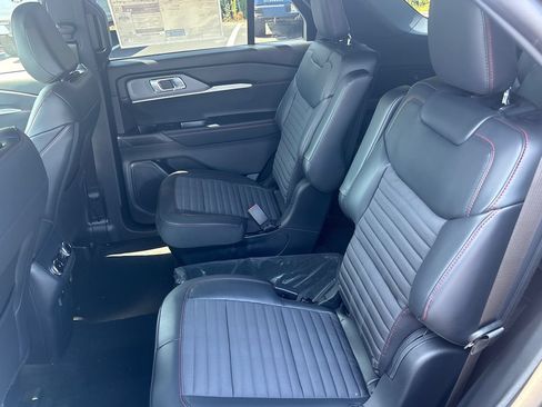 New 2026 Ford Explorer ST-Line w/ ST-Line Street Pack RWD image 14