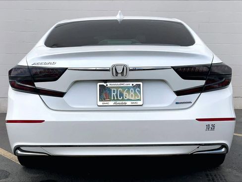 Used 2018 Honda Accord EX-L image 6