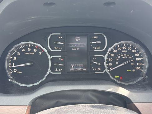 Used 2020 Toyota Tundra Limited w/ Limited Premium Package image 20