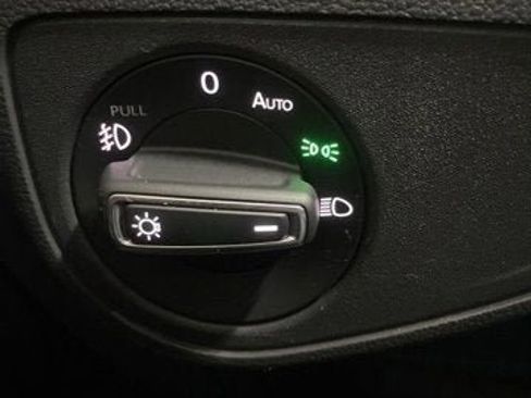 Used 2019 Volkswagen Atlas SEL R-Line AWD/4WD image 20