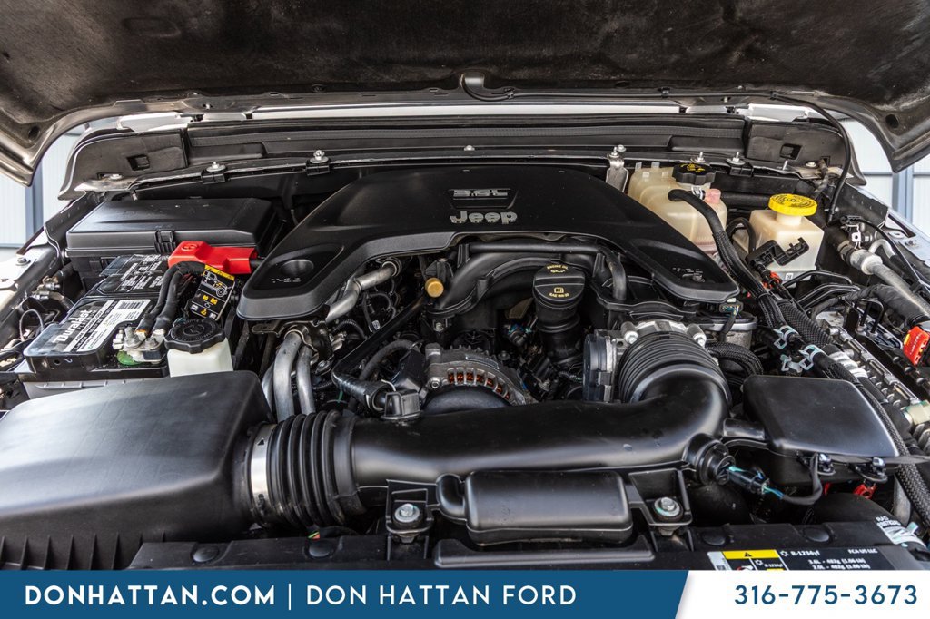 Used 2020 Jeep Gladiator Rubicon w/ Dual Top Group AWD/4WD image 30