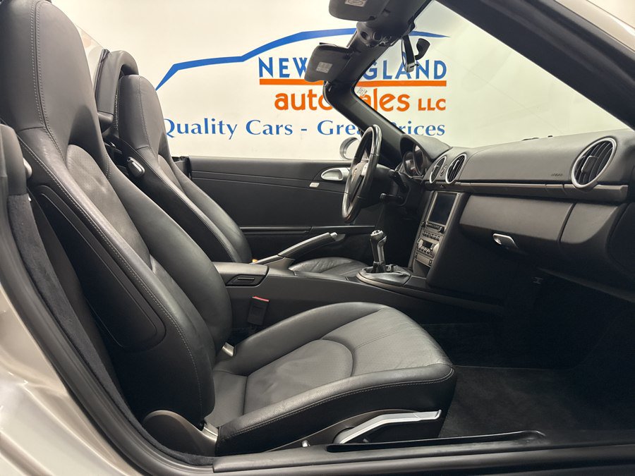 Used 2005 Porsche Boxster RWD image 18