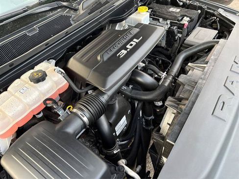 Used 2022 RAM 1500 Laramie AWD/4WD image 23