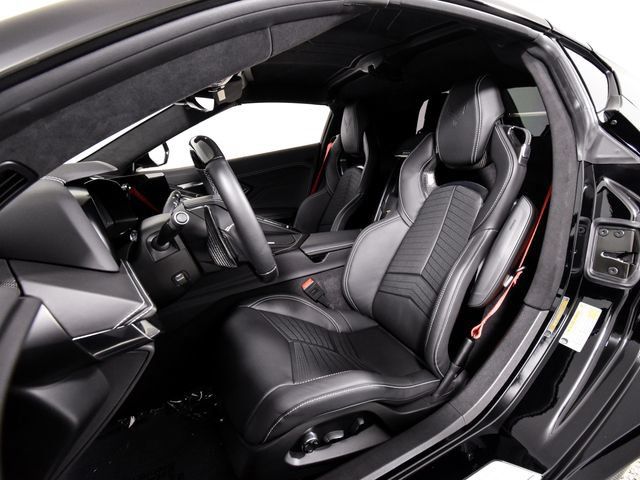 Used 2024 Chevrolet Corvette Z06 RWD image 4