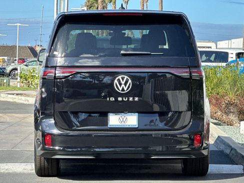 New 2025 Volkswagen ID. Buzz Pro S image 6