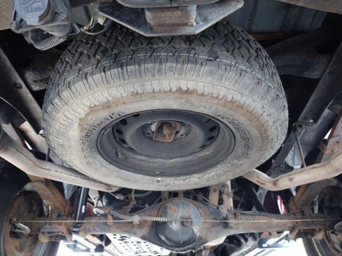 Used 2005 Toyota Tundra SR5 AWD/4WD image 16