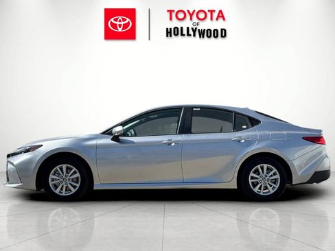 New 2026 Toyota Camry LE w/ Convenience Package FWD image 9