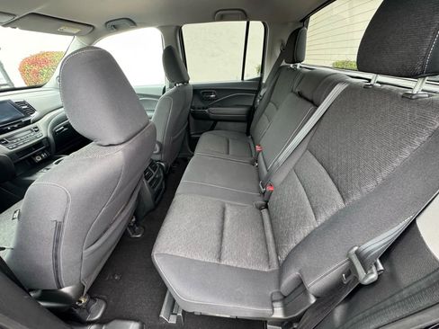 Used 2022 Honda Ridgeline Sport image 17