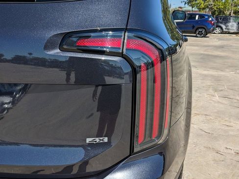 Certified 2025 Kia Telluride EX X-Line AWD/4WD image 11