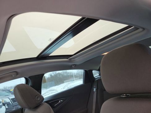 Used 2022 Chevrolet Malibu LT image 31