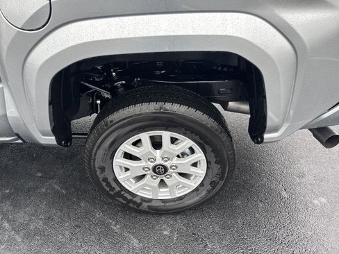 New 2025 Toyota Tacoma 2WD Double Cab image 12