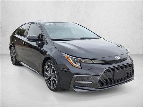 Certified 2022 Toyota Corolla SE image 3