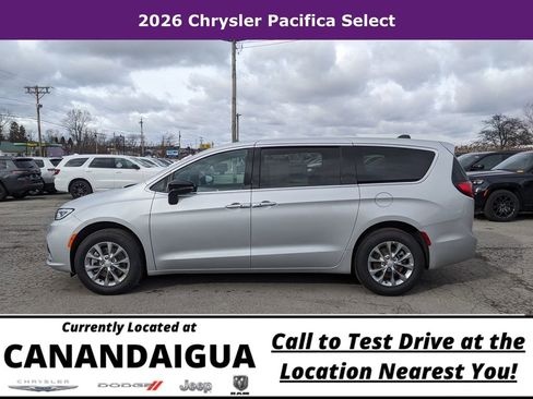 New 2026 Chrysler Pacifica Select image 3