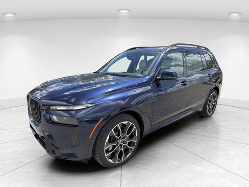 New 2027 BMW X7 xDrive40i w/ Executive Package AWD/4WD image 8