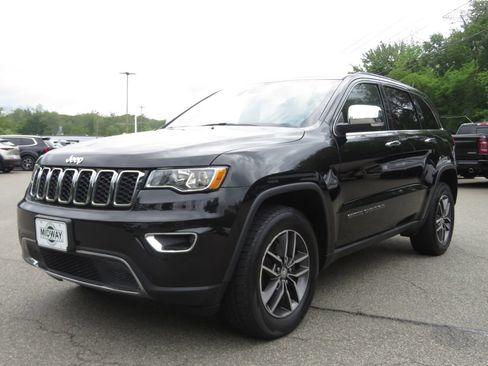 Used 2018 Jeep Grand Cherokee Limited AWD/4WD image 1