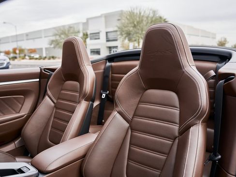 Used 2021 Porsche 911 Turbo S image 36