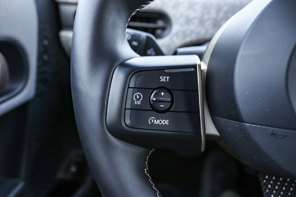 Used 2025 MINI Cooper S FWD image 25