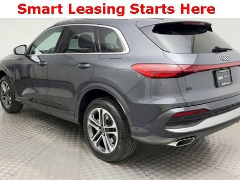 Used 2025 Audi Q5 2.0T Premium w/ Convenience Package image 4