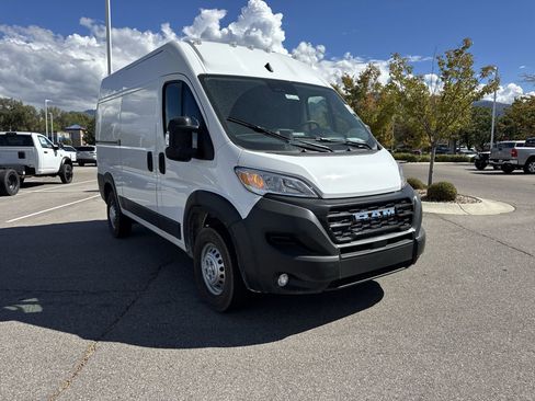 New 2026 RAM ProMaster 1500 w/ Convenience Group image 2
