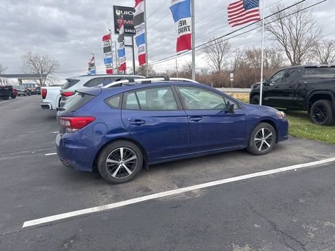 Used 2023 Subaru Impreza Premium image 6