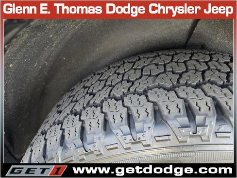 Used 2024 Land Rover Defender 130 X-Dynamic SE image 37