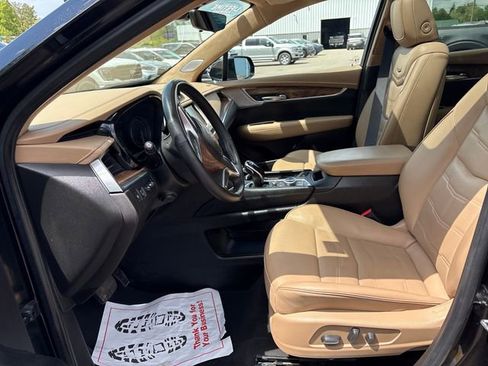 Used 2024 Cadillac XT5 Premium Luxury w/ Platinum Package AWD/4WD image 9