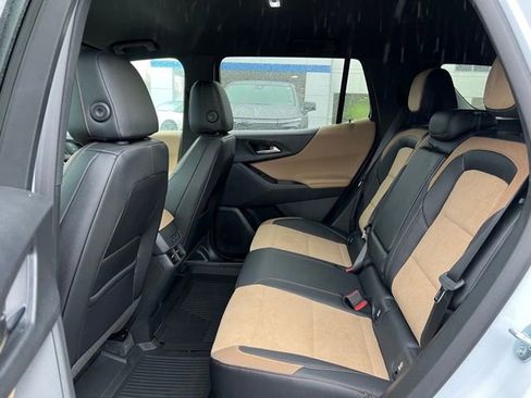 New 2026 Chevrolet Equinox ACTIV w/ Convenience Package III AWD/4WD image 12