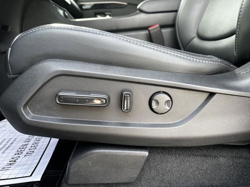 Certified 2025 Honda Pilot EX-L image 8