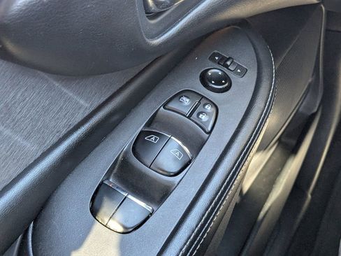 Used 2022 Nissan Murano SL w/ SL Moonroof Package image 22