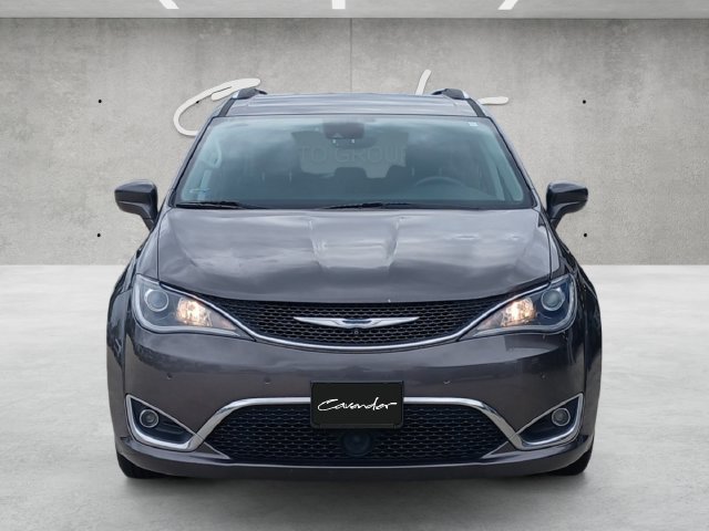 Used 2017 Chrysler Pacifica Touring-L Plus FWD image 19