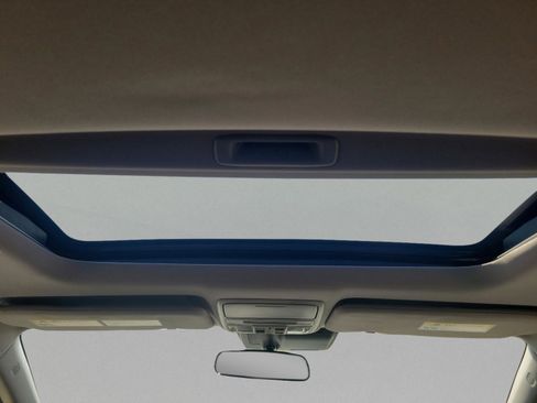 Used 2018 Honda CR-V EX image 12