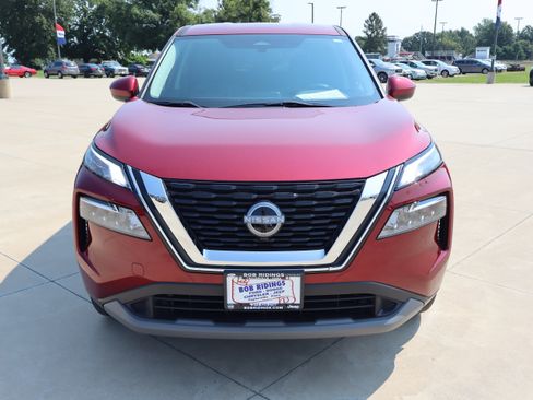 Used 2023 Nissan Rogue SV AWD/4WD image 2