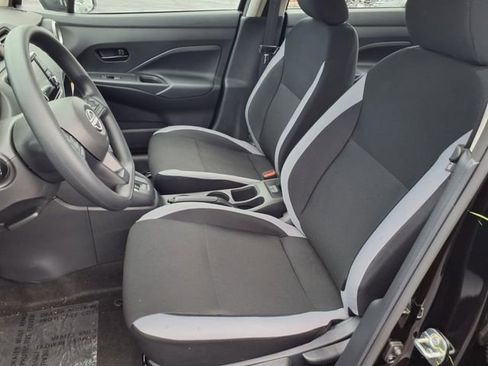 Certified 2025 Nissan Versa S w/ Trunk Package image 11