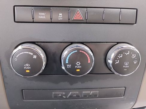 Used 2012 RAM 1500 Express RWD image 25