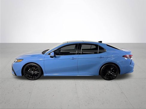 Used 2023 Toyota Camry XSE w/ Cold Weather Package FWD image 9